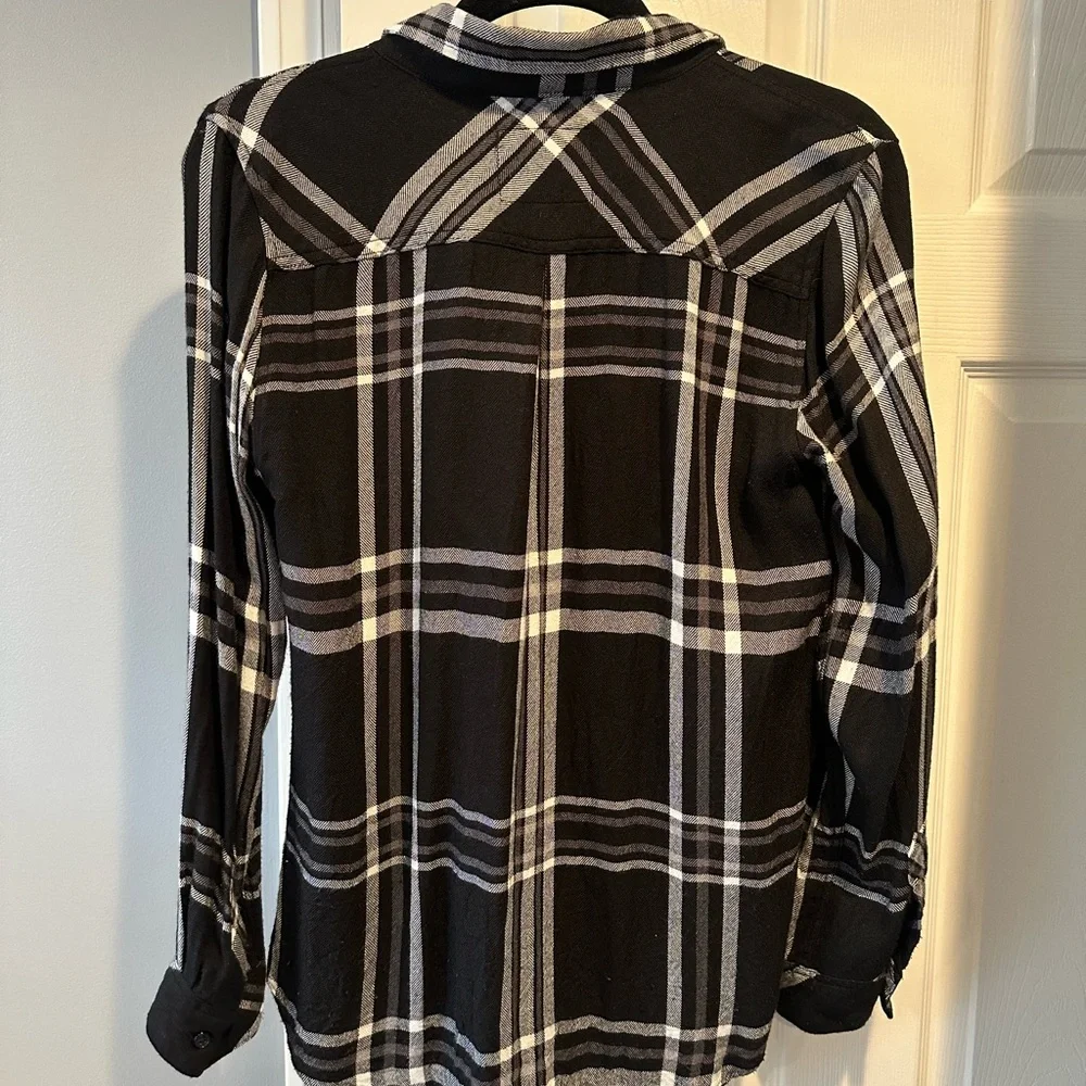 Rails button down - Picture 3 of 4